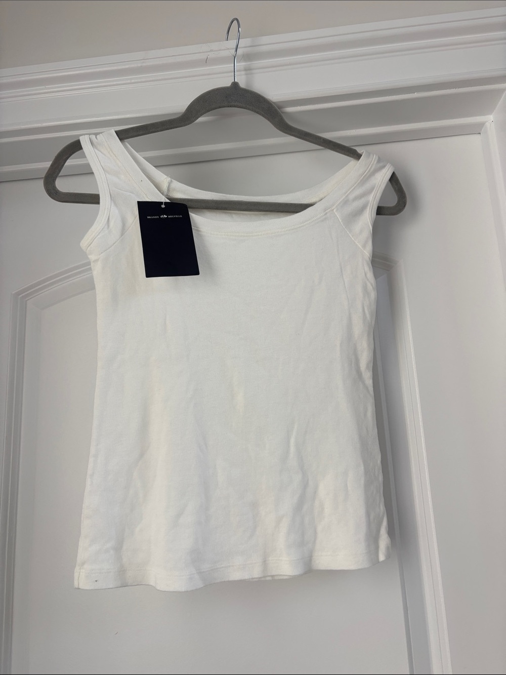 Brandy Melville Classic White Women's Tank Top NWT